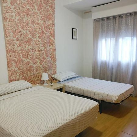 Comoda Habitacion Privada Valencia Exterior foto
