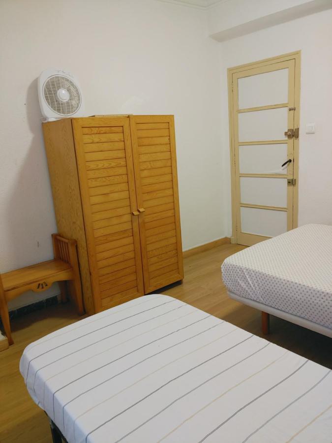 Comoda Habitacion Privada Valencia Exterior foto